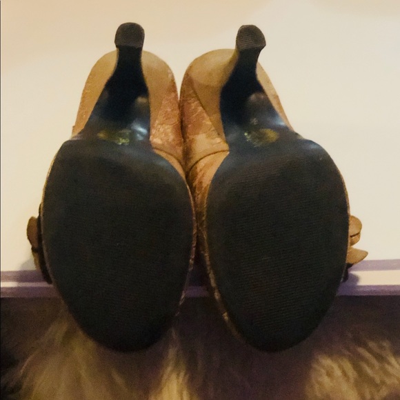 Vintage inspired Heel - Picture 6 of 6